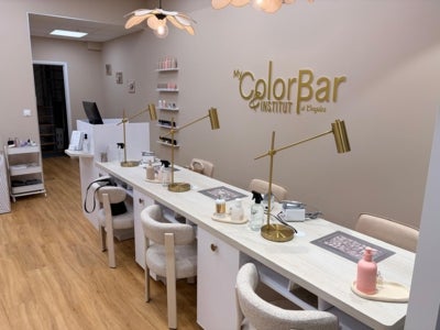 Color Bar Aushopping La Couronne